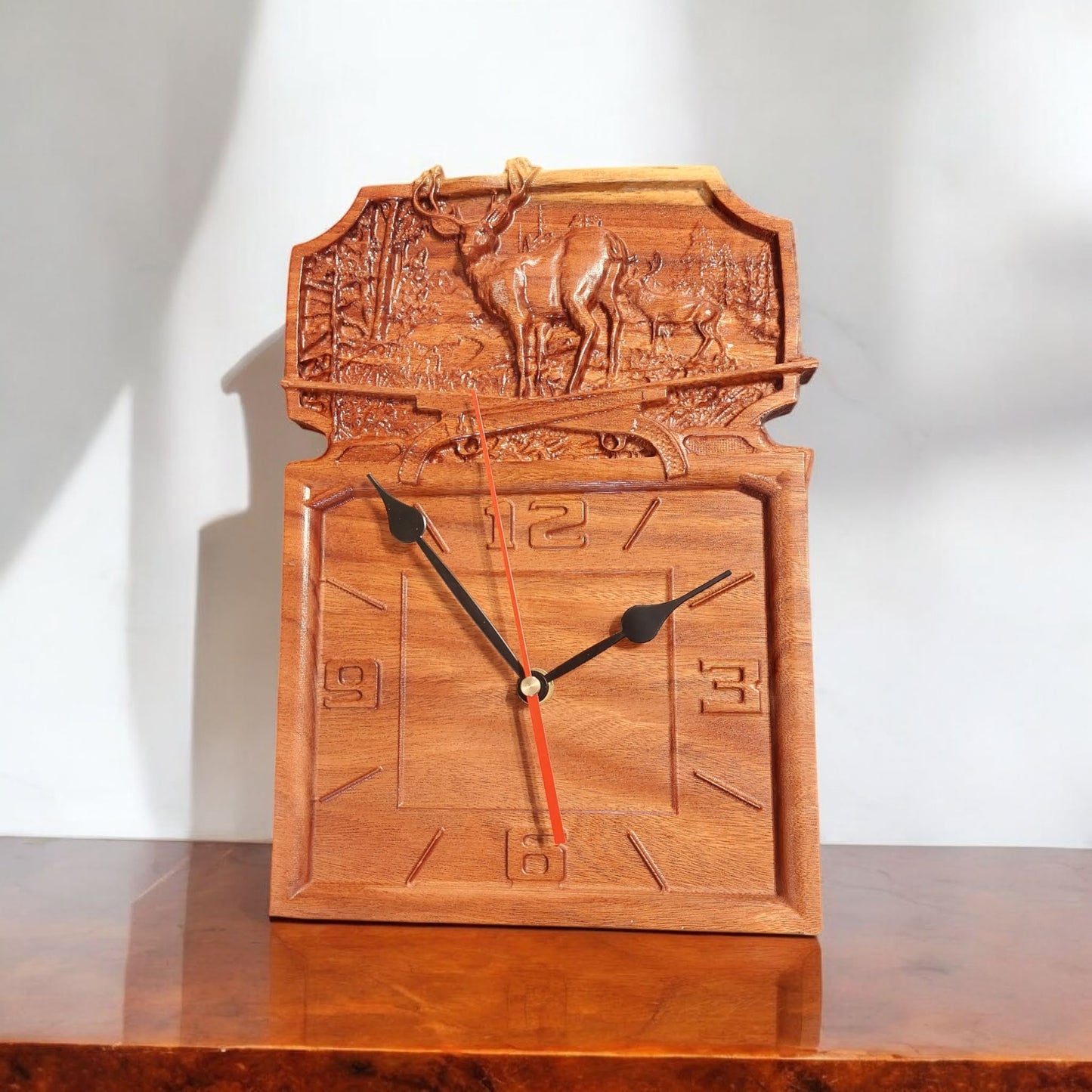 Wooden clock (Jatoba). With electronic mechanism.